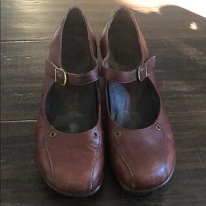 Dansko Leather Shoes